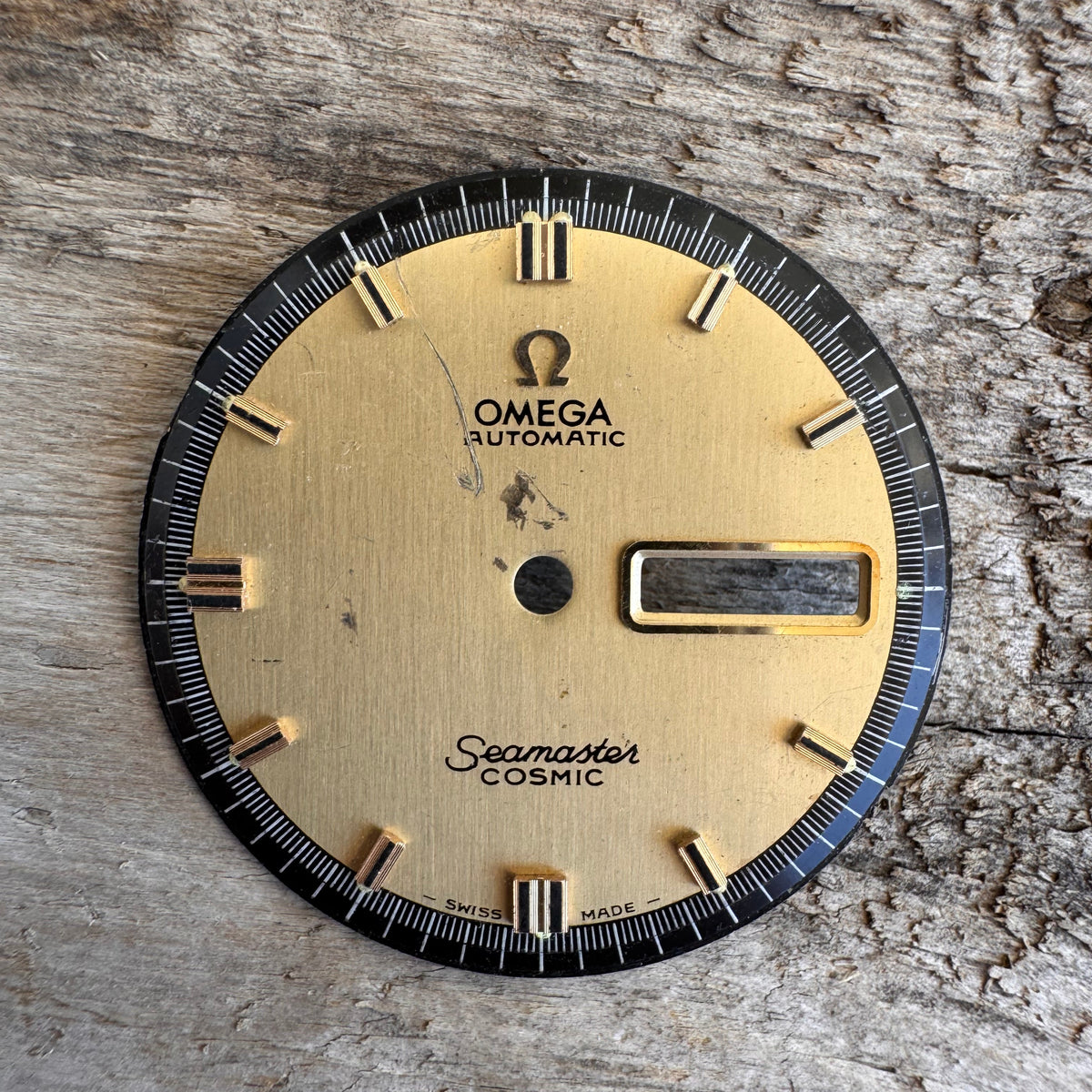 Omega Seamaster Cosmic Vintage Dial – Black Outer Track – Cal. 752 – 30.5 mm