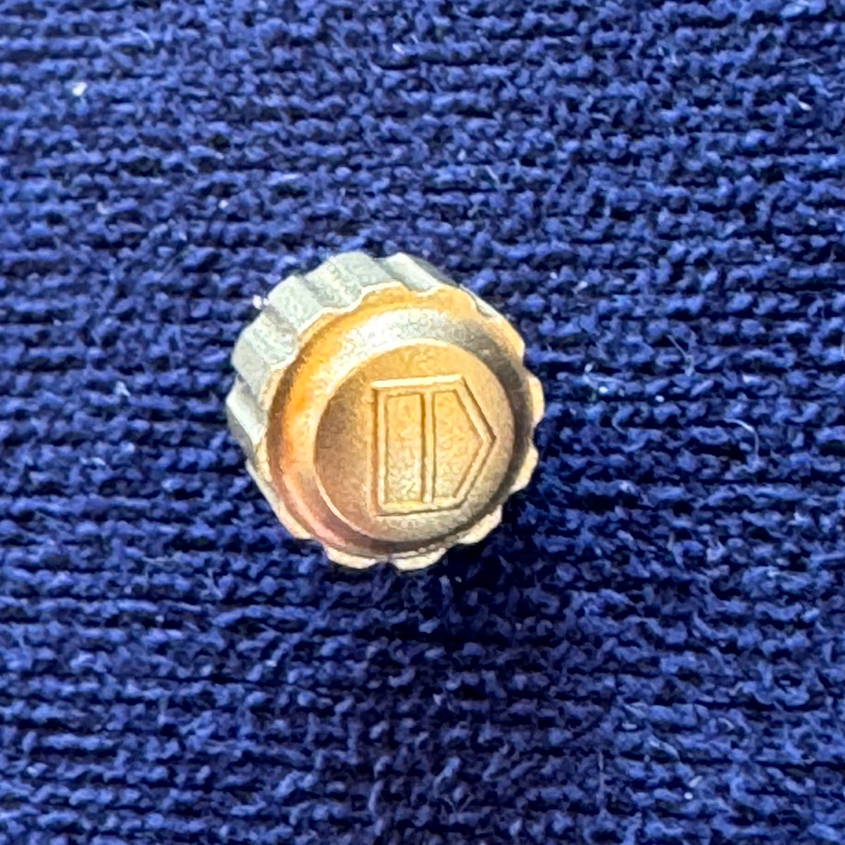 Vintage Heuer Crown 5.3mm – 0.9mm Thread – 2.5mm Tube – Heuer Shield Logo