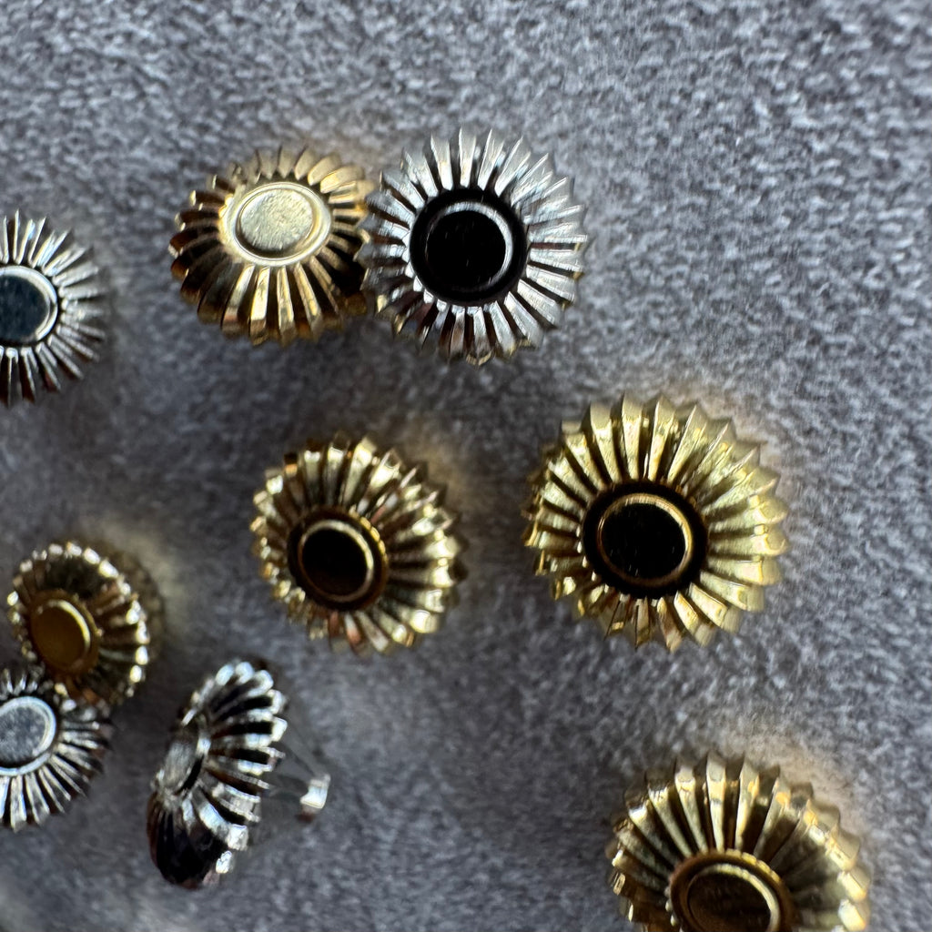 35 Vintage Swiss Louis XV Pocket Watch Crowns – Mixed 6–9mm Lot