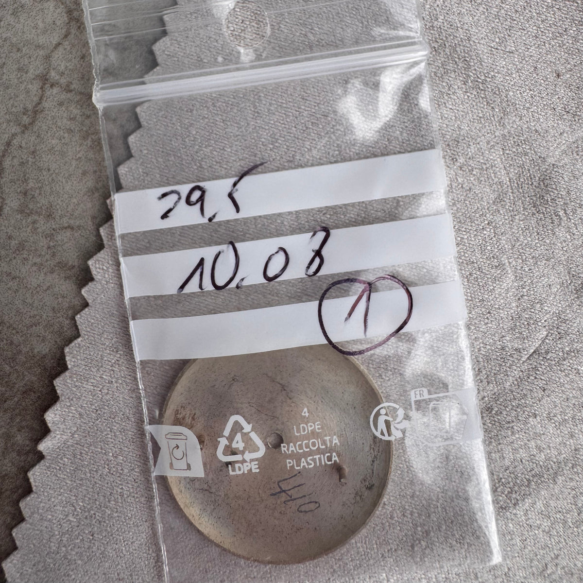 Certina vintage cadran argenté 29,5 mm – Index bâtons dorés – Petite seconde