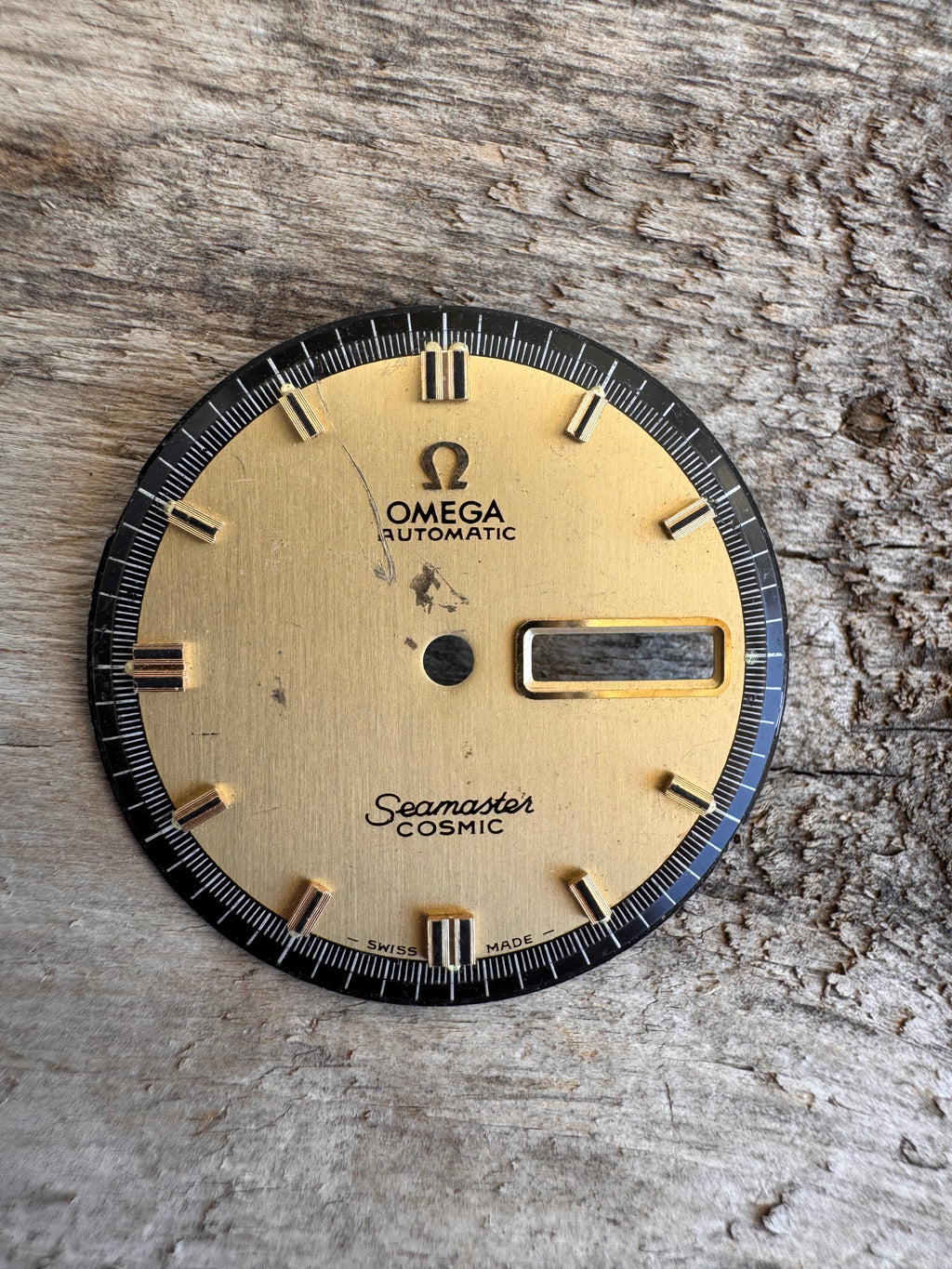 Omega Seamaster Cosmic Vintage Dial – Black Outer Track – Cal. 752 – 30.5 mm