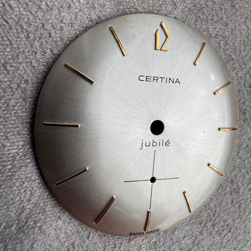 Vintage Certina Jubilé Dial 30.5mm – Silver Sunburst – Small Seconds