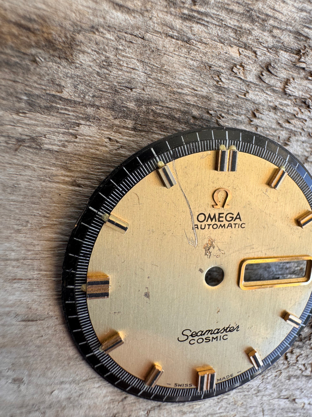 Omega Seamaster Cosmic Vintage Dial – Black Outer Track – Cal. 752 – 30.5 mm